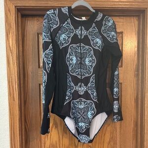 Black and Blue Patterned Long Sleeve Swimsuit